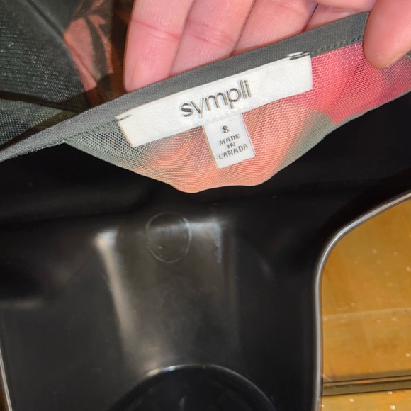 Sympli Floral Camo Mesh Crop Top Long Sleeve Size 8 - Picture 14 of 16